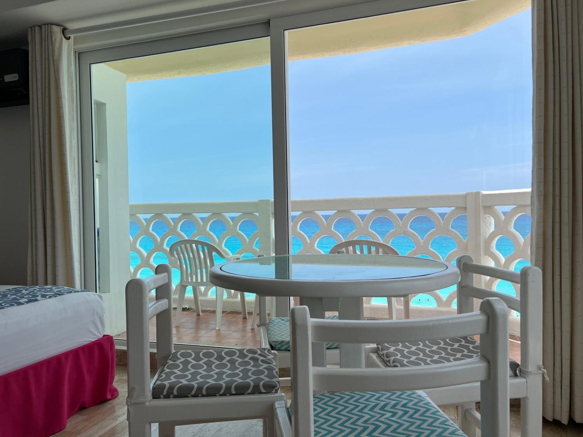 Ova Cancun